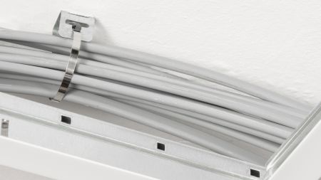 D-Line Safe-D F-Clip30 for 25mm+ Trunking - PACK OF 100 | SAFEDFCLIP30/100