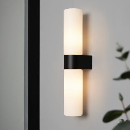 Forum Spa Cuco SPA-44385-MBLK 2 x G9 Wall Light IP44 Blk/Opal