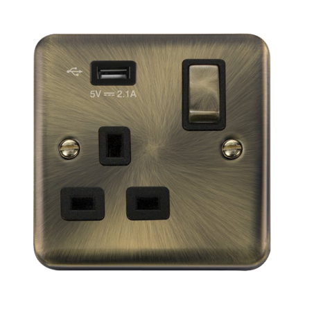 Click Deco Plus 13a Single Switched Socket Usb Dpab571ubk