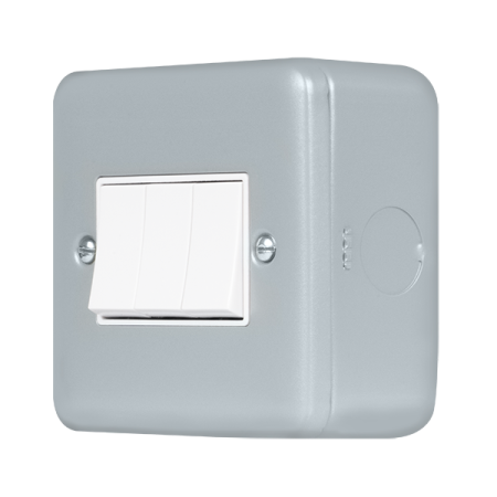 Click Metal Clad Pro Grey 10AX 3 Gang 2 Way Plate Switch MCP013