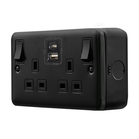 Click Metal Clad Pro Matt Black 13A 2 Gang Switched Socket Outlet With Type A & C USB (4.2A) Outlets MCP586BK