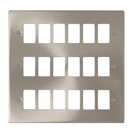 Click Deco Satin Chrome 18?gang Grid Pro Front Plate?vpsc20518