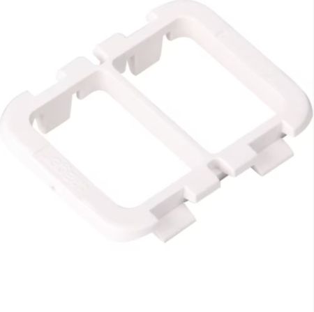 Hager VM03CE Top Wall Cable Protector Plate Open (30mm x 40mm) Pack of 10